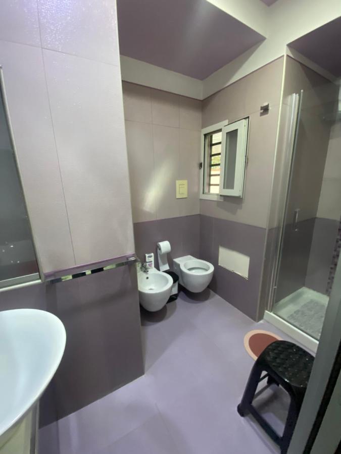 Napoli Centro Casa Con Due Camere E Cucina Екстер'єр фото