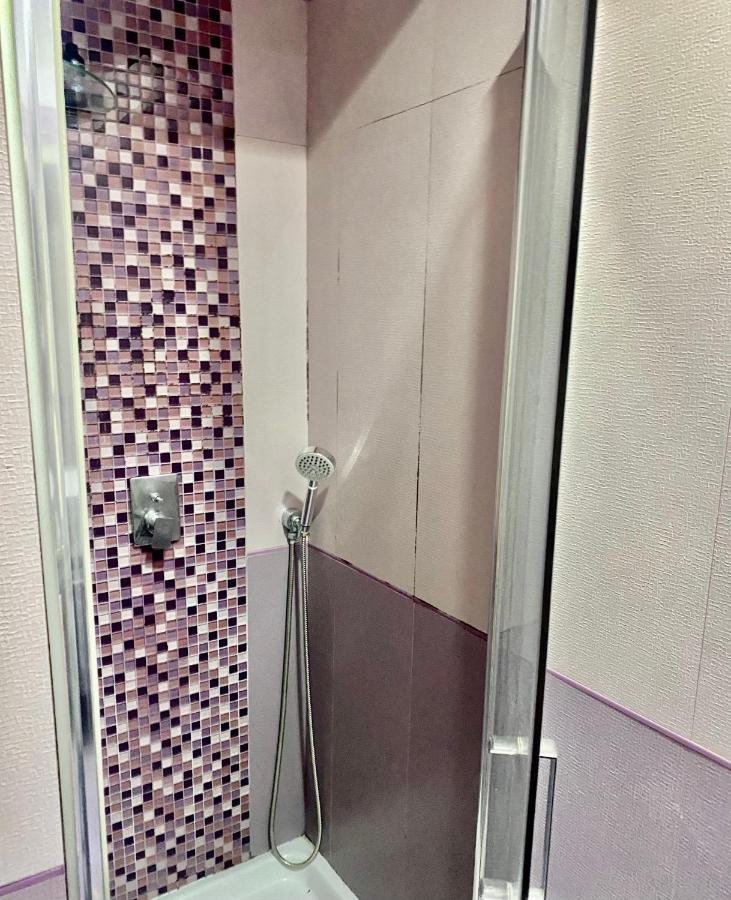 Napoli Centro Casa Con Due Camere E Cucina Екстер'єр фото